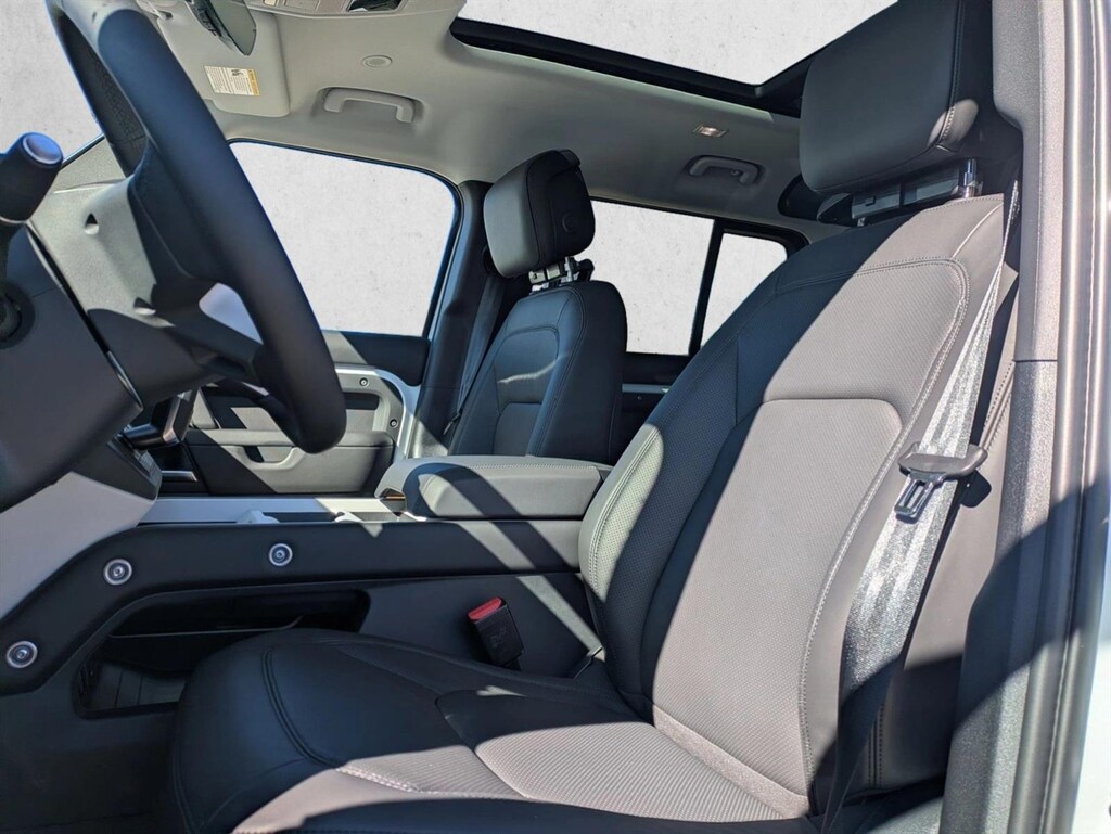 New 2026 Land Rover Defender 110 P400 X-Dynamic SE Sport Utility