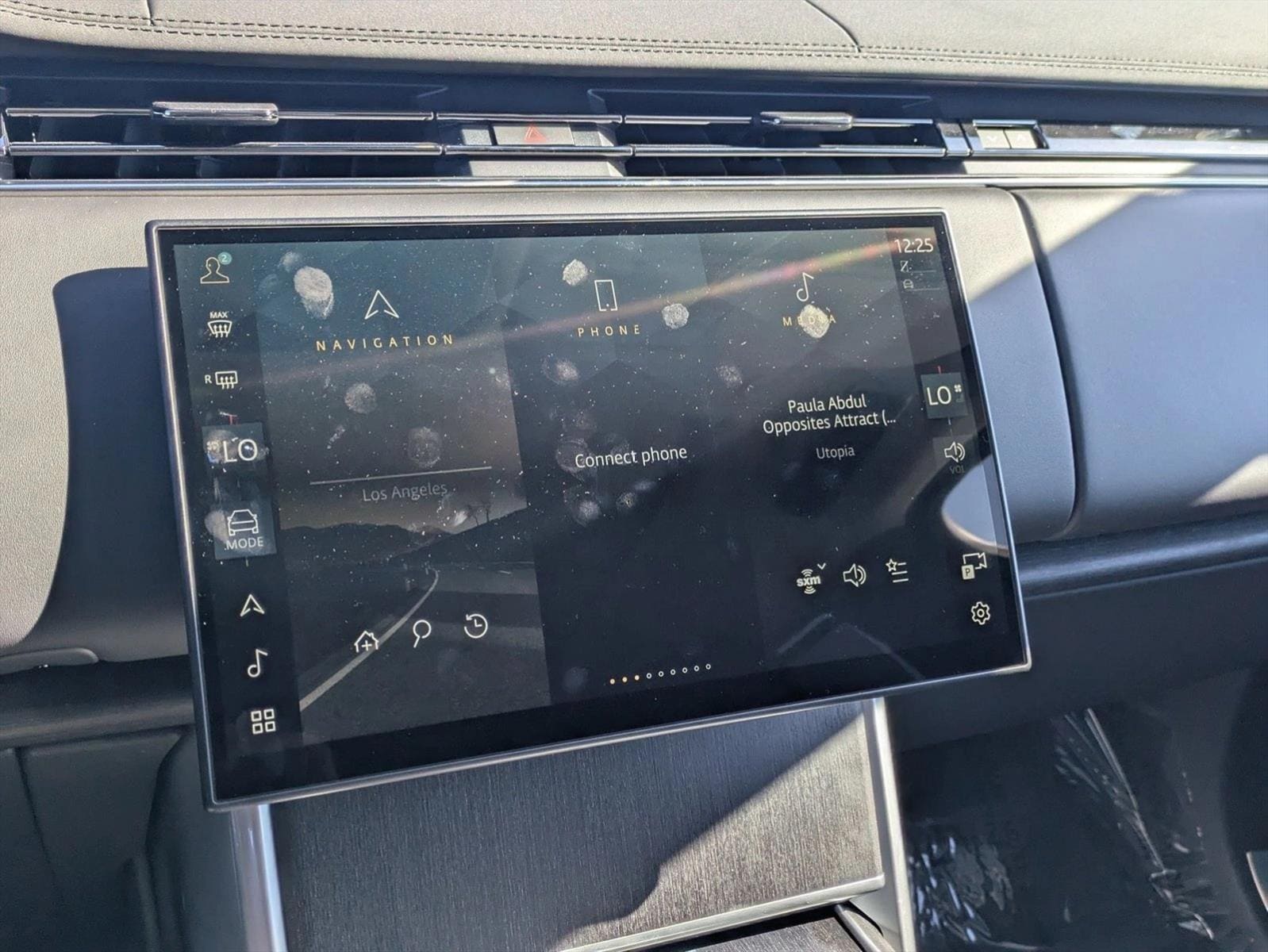 2025 Land Rover Range Rover SE - Photo 12