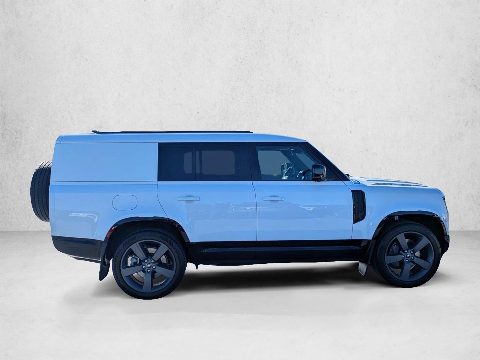 2024 Land Rover Defender Outbound photo 4