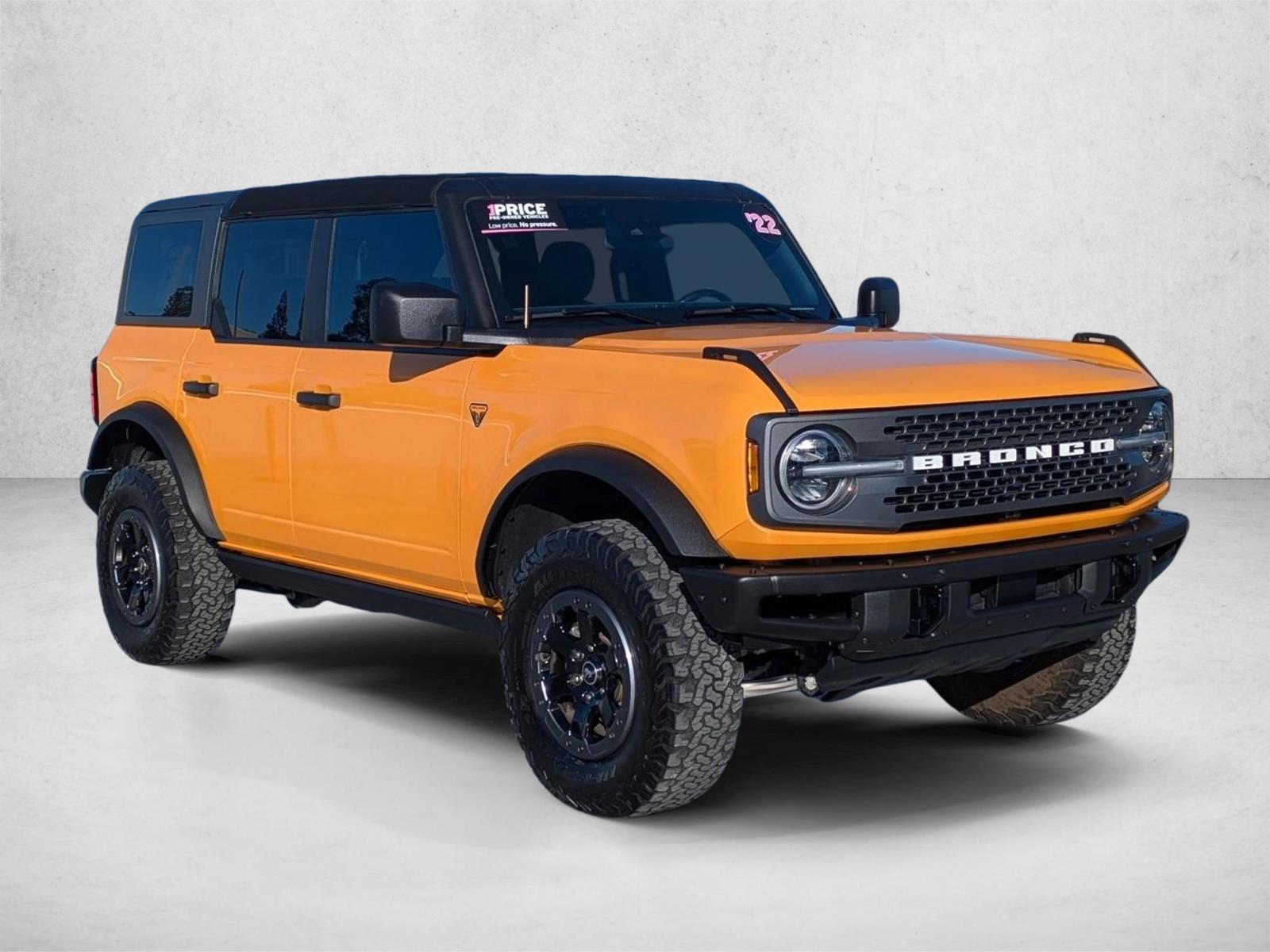 2022 Ford Bronco Badlands photo 3