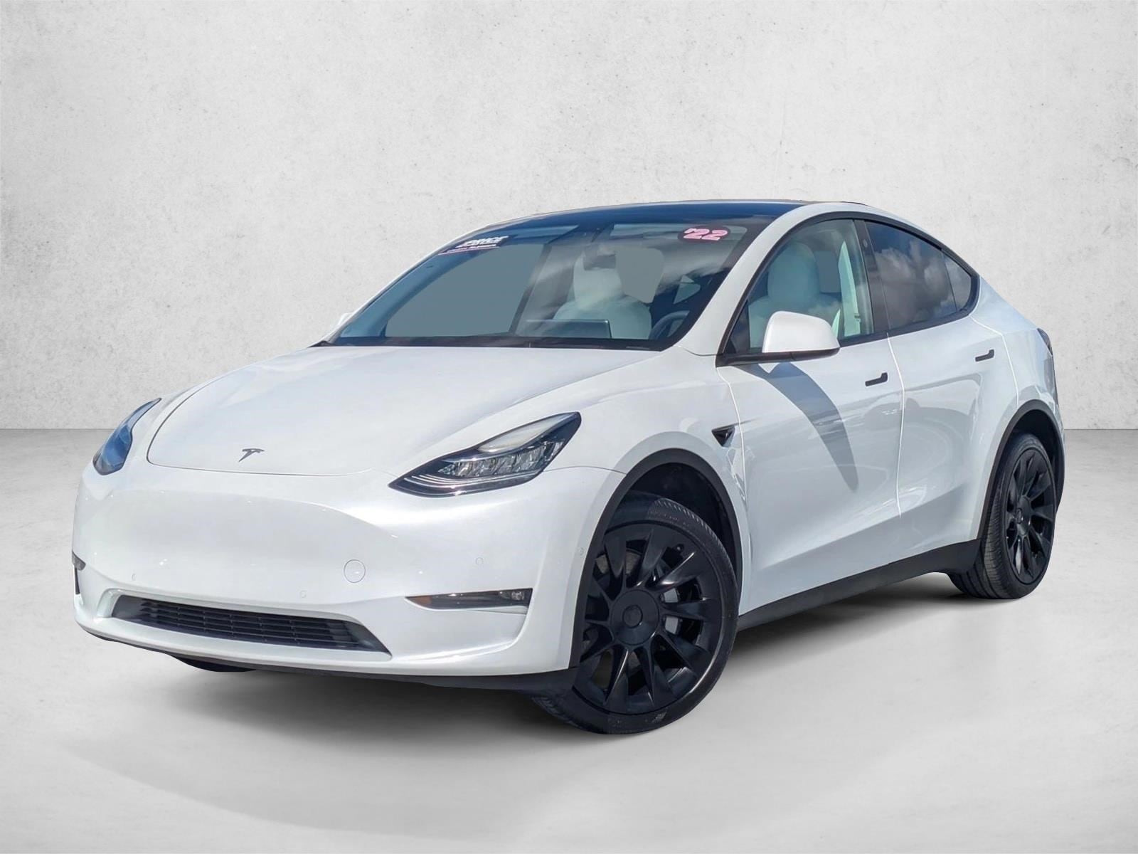 2022 Tesla Model Y Long Range Dual Motor All-Wheel Drive's photo