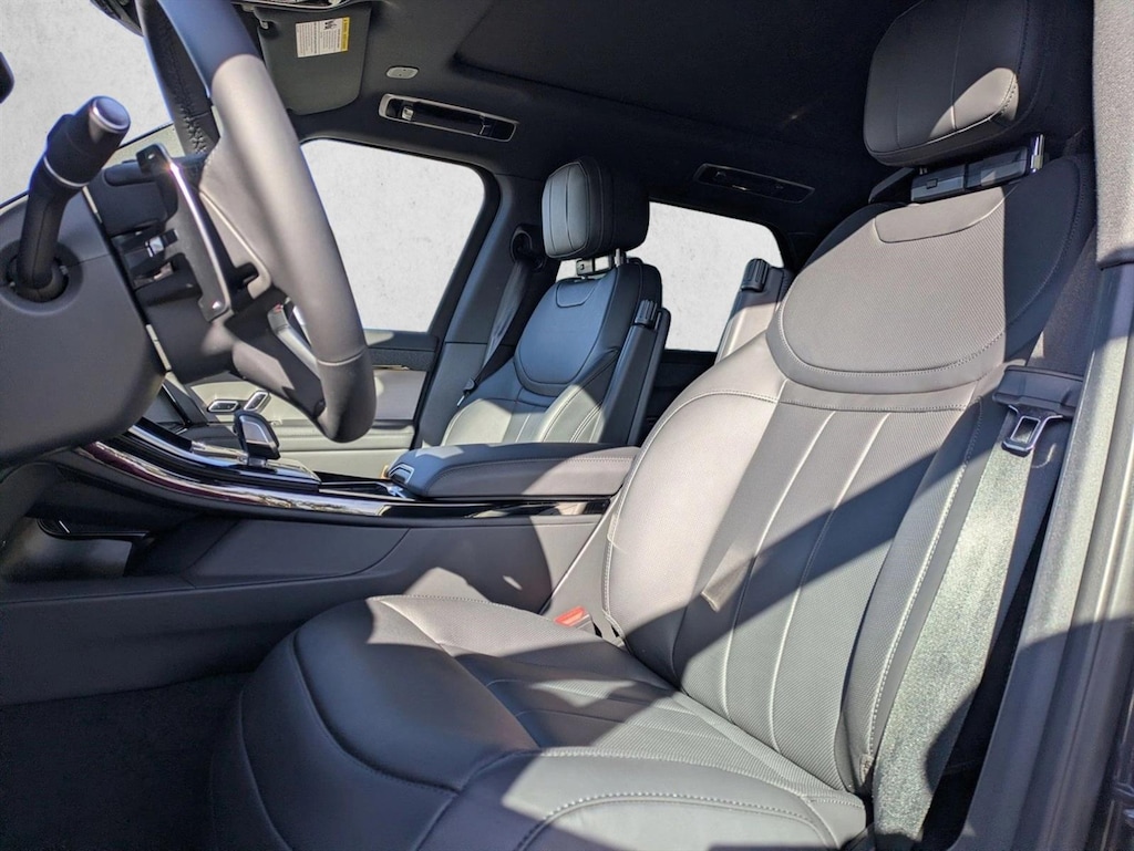 New 2026 Land Rover Range Rover Sport SE Sport Utility