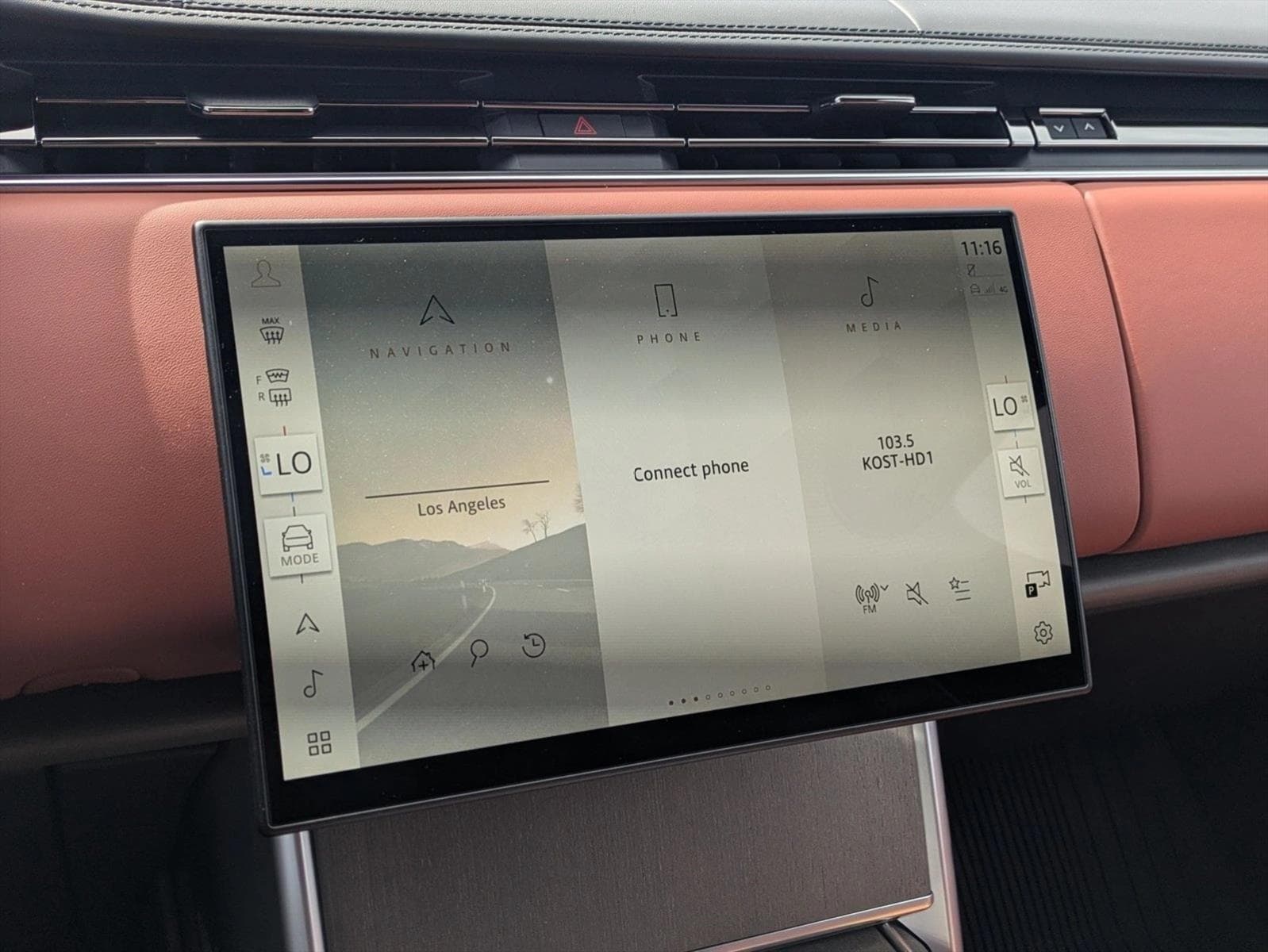 2026 Land Rover Range Rover SV - Photo 12
