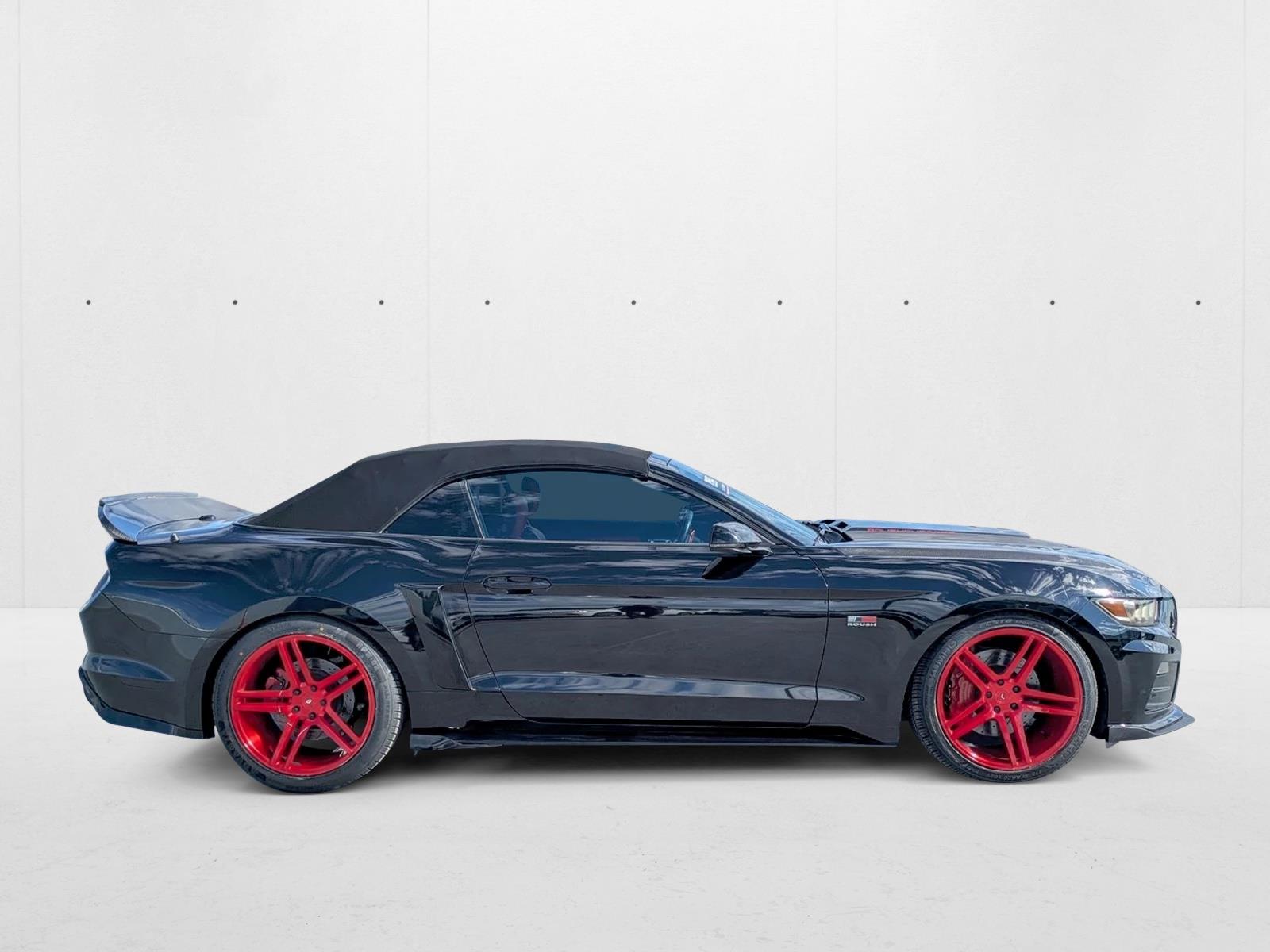 2016 Ford Mustang GT Premium photo 4