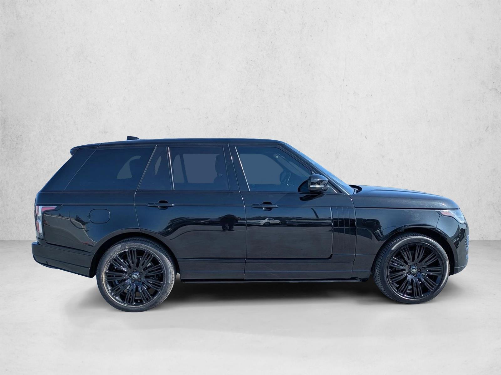 2019 Land Rover Range Rover SuperCharged photo 4