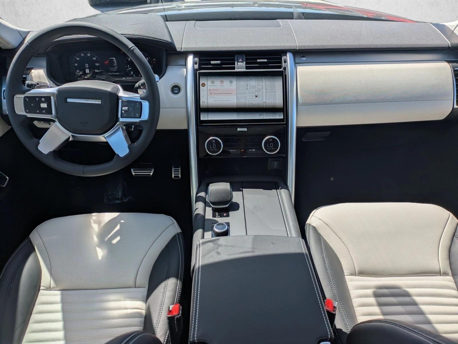 2026 Land Rover Discovery Dynamic SE - Photo 15