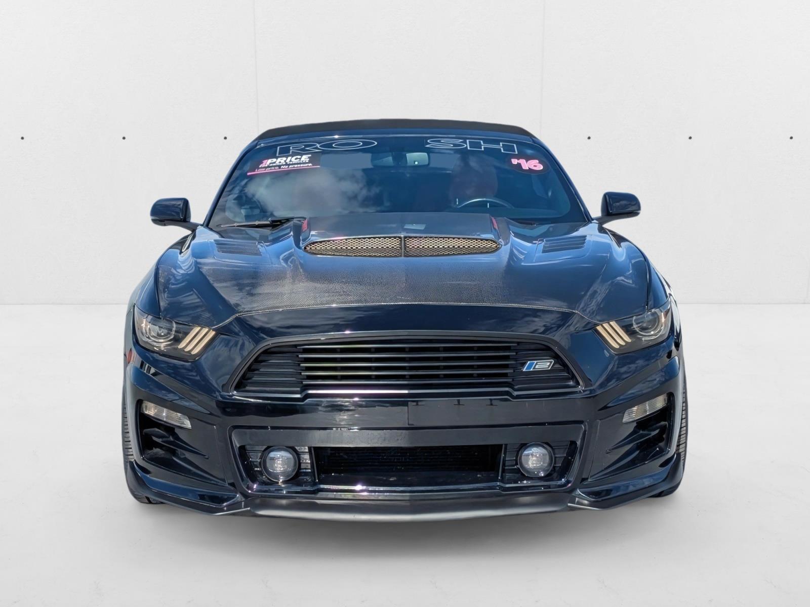 2016 Ford Mustang GT Premium photo 2