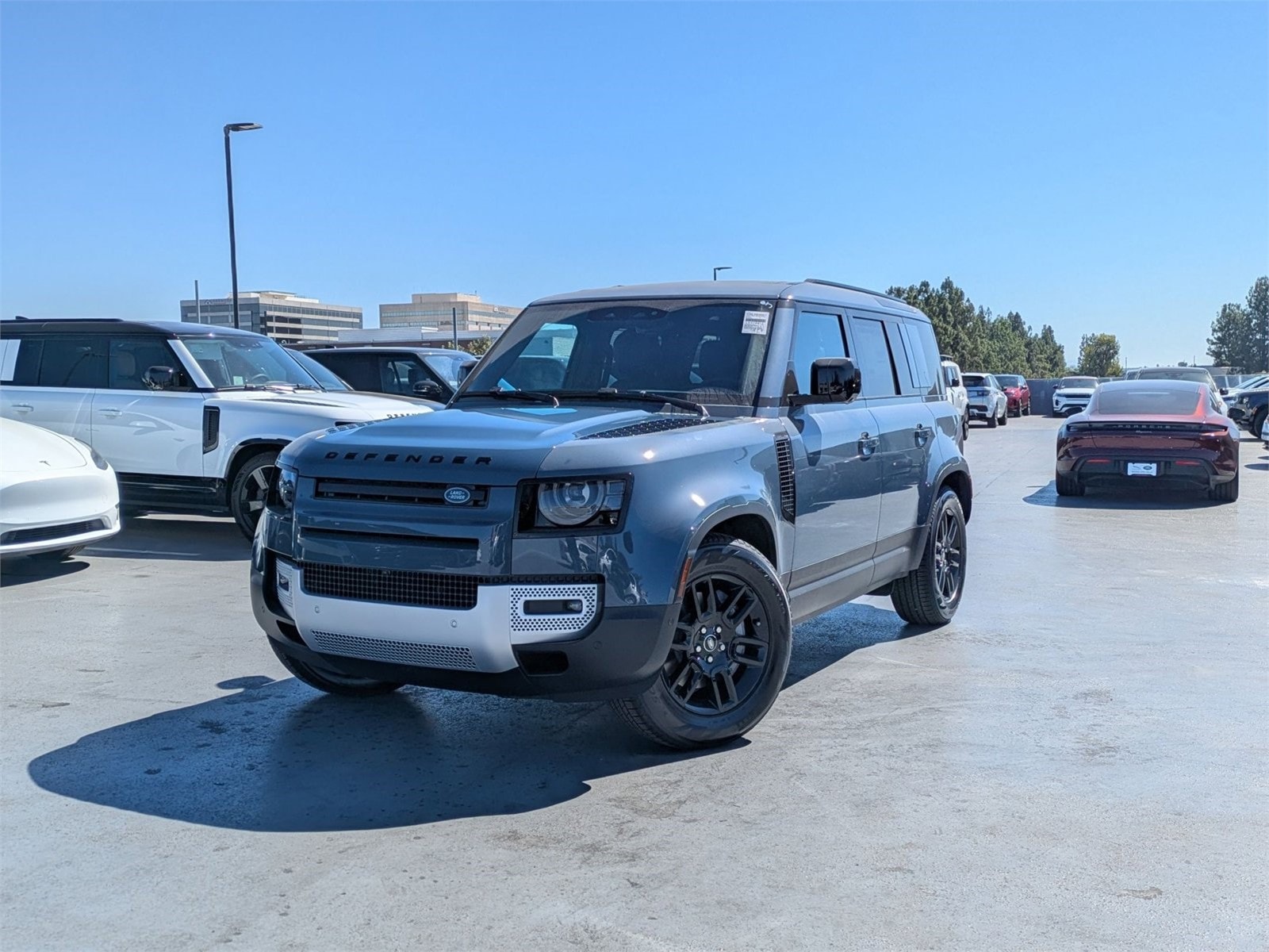 2025 Land Rover Defender 110 P300 S