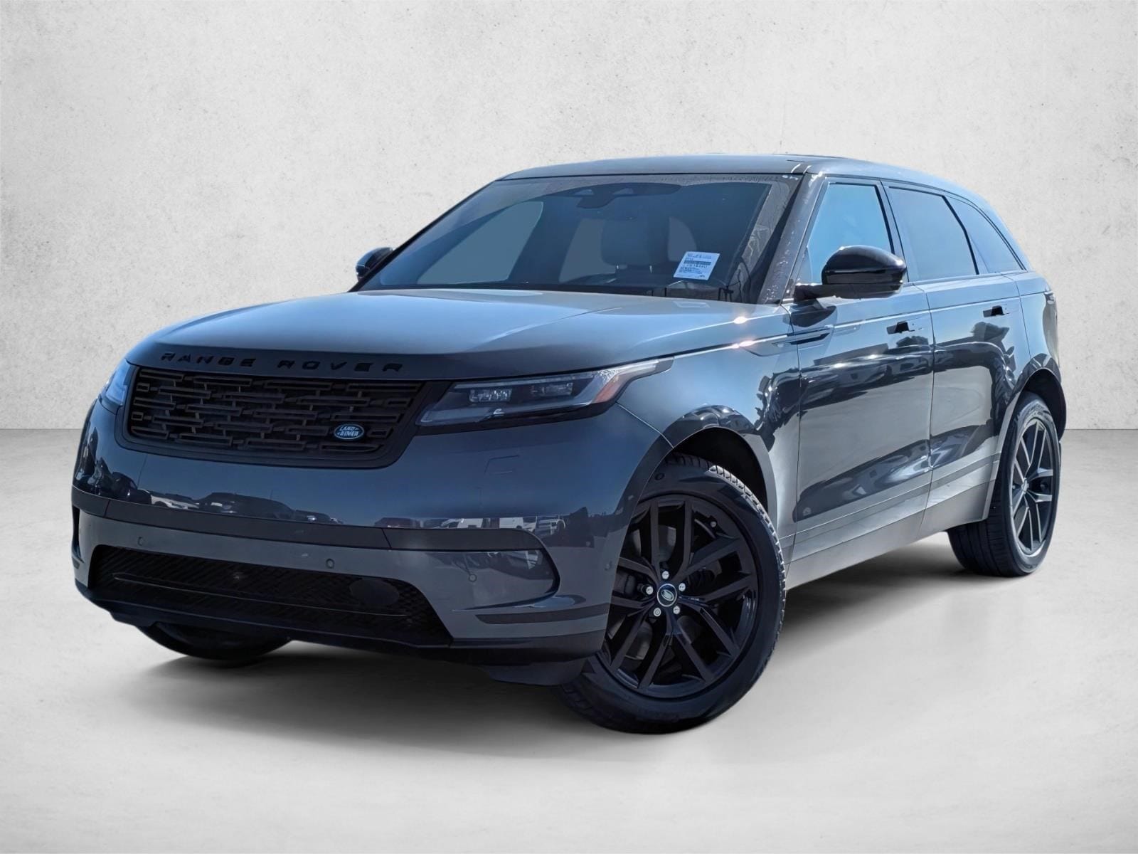 2026 Land Rover Range Rover Velar S's photo