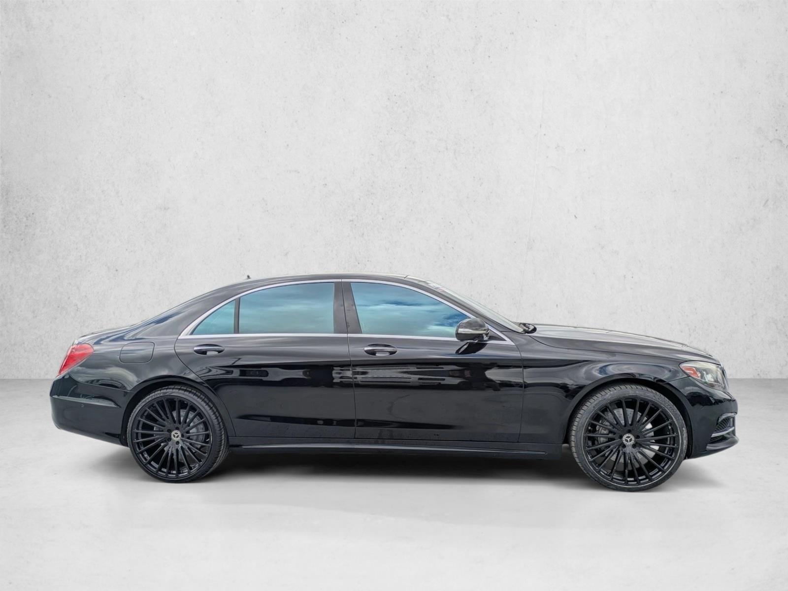 2015 Mercedes Benz S 550 photo 4