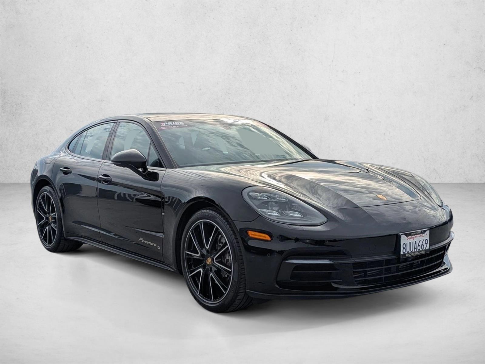 2020 Porsche Panamera 4 photo 3
