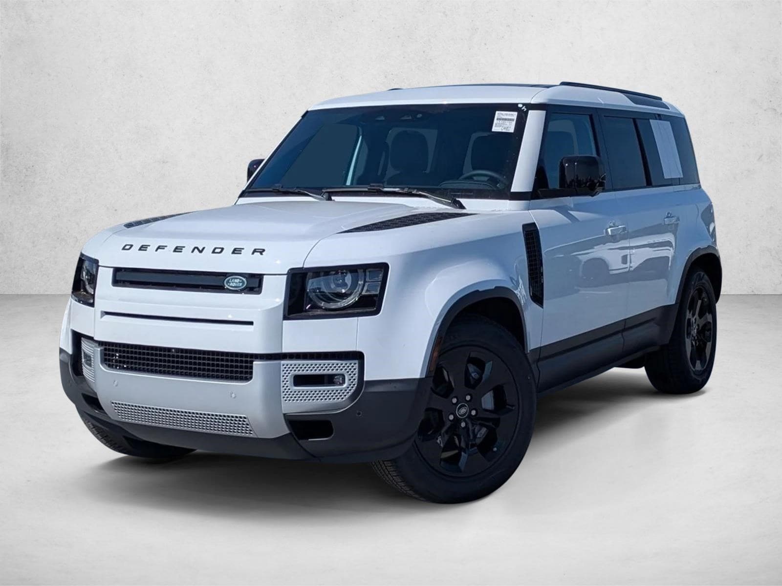 2025 Land Rover Defender S's photo