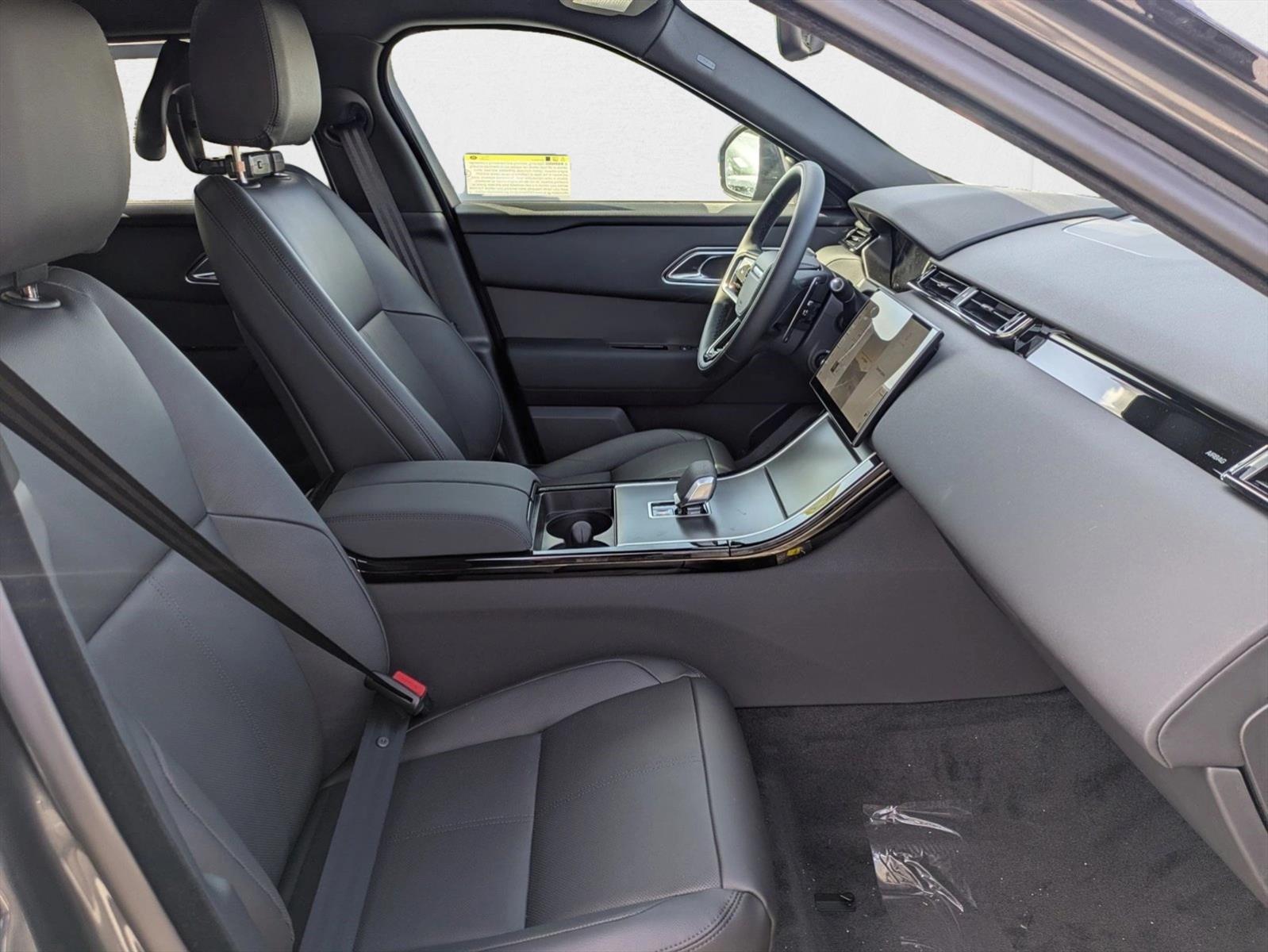 2026 Land Rover Range Rover Velar S - Photo 17