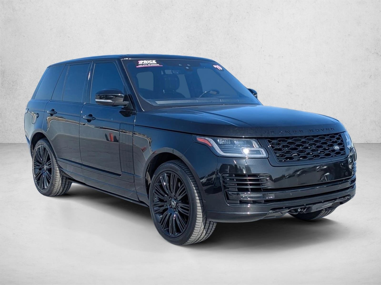 2019 Land Rover Range Rover SuperCharged photo 3