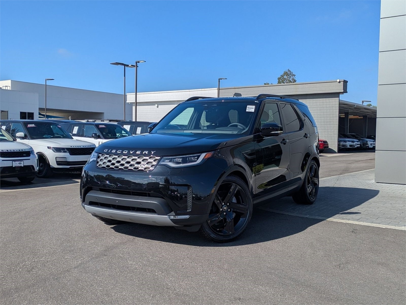 2025 Land Rover Discovery S