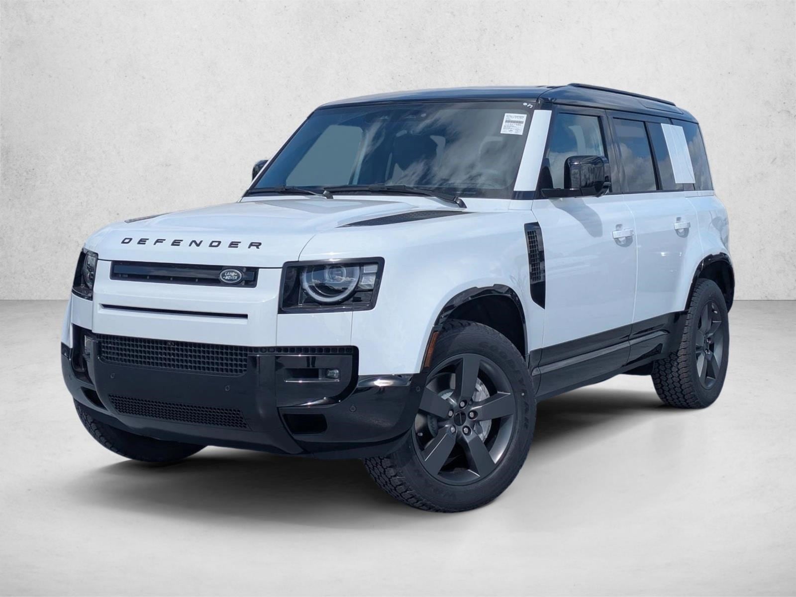 2026 Land Rover Defender 110 X-Dynamic SE P400's photo