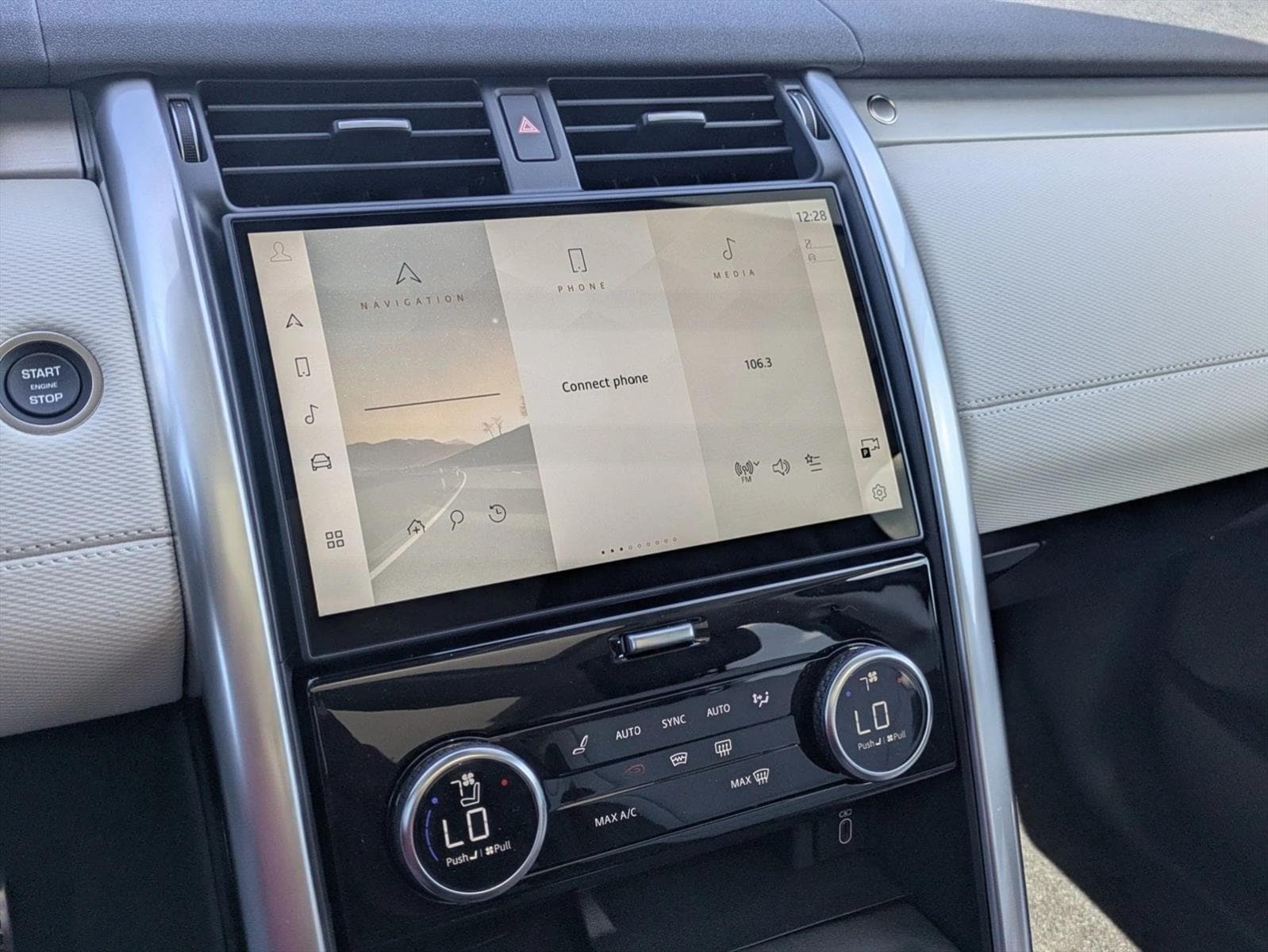 2026 Land Rover Discovery Dynamic SE - Photo 12