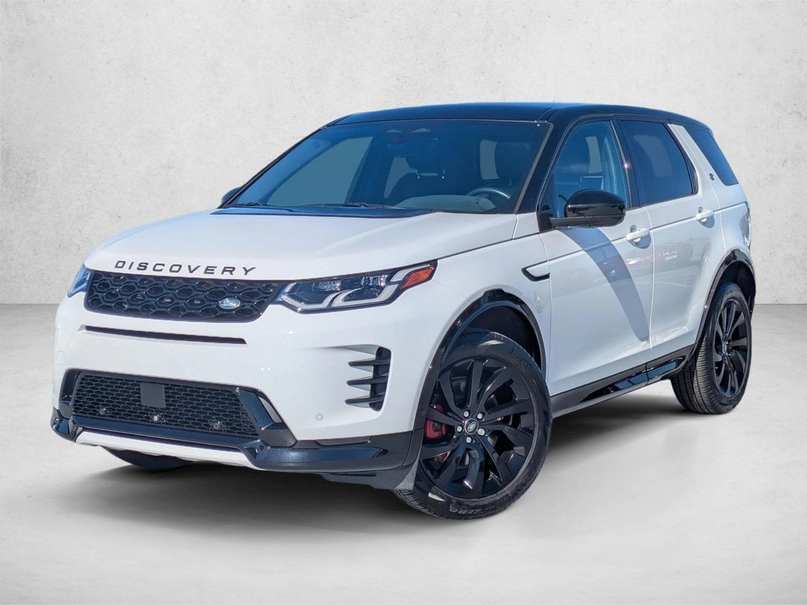 2024 Land Rover Discovery Sport 2.0 Dynamic SE's photo