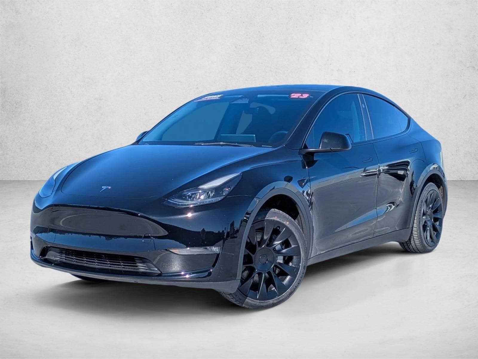 2023 Tesla Model Y Long Range's photo