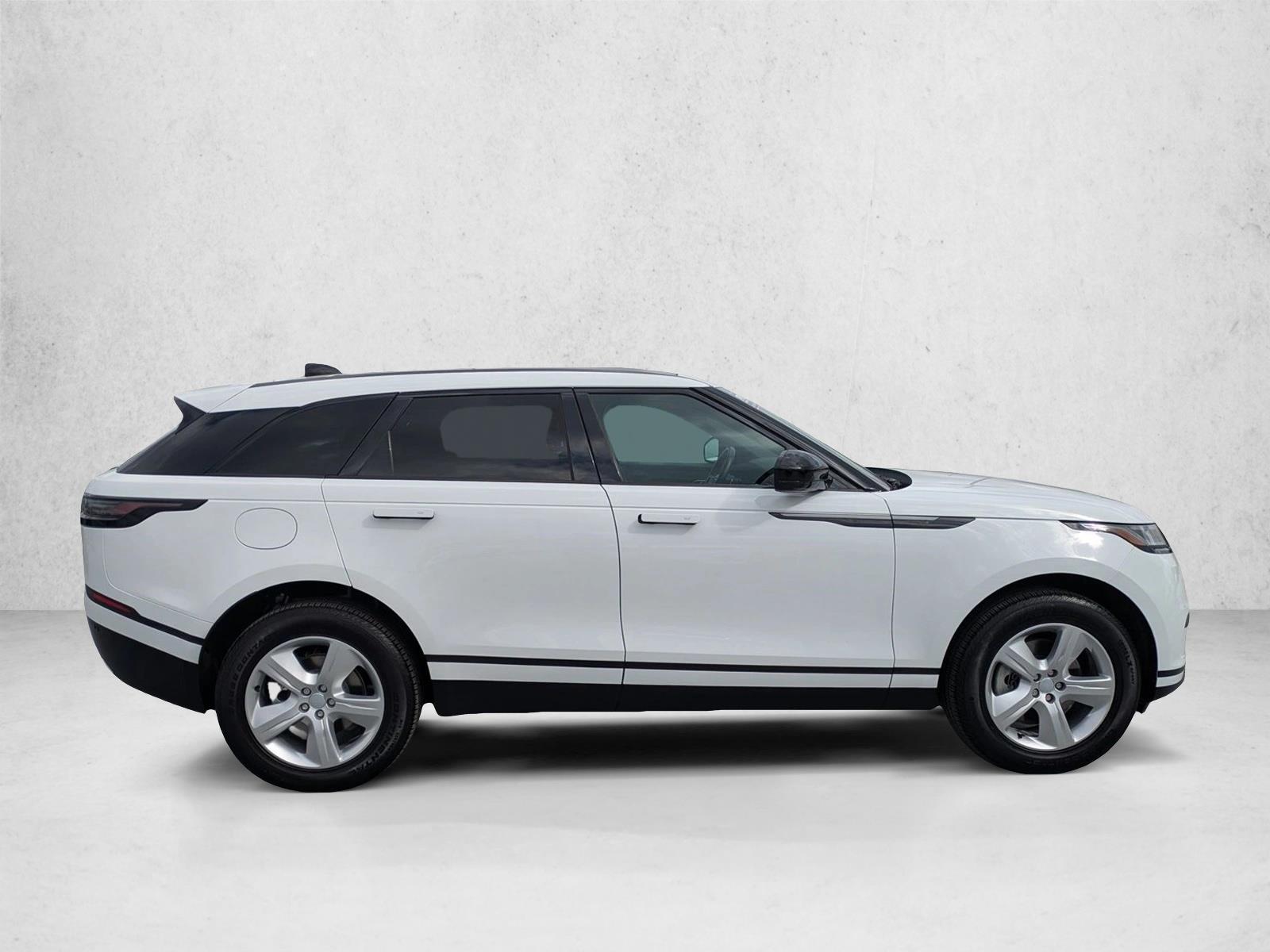 2025 Land Rover Range Rover Velar S photo 4