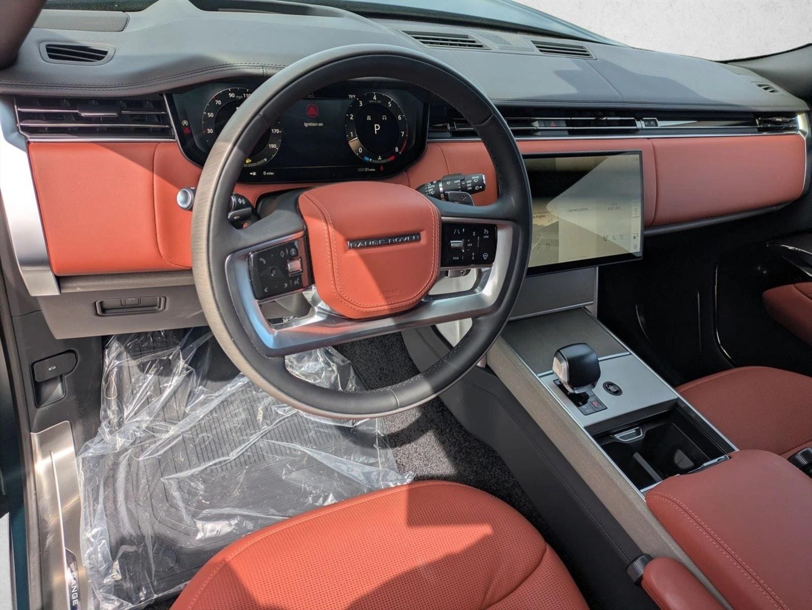 2026 Land Rover Range Rover SV - Photo 3