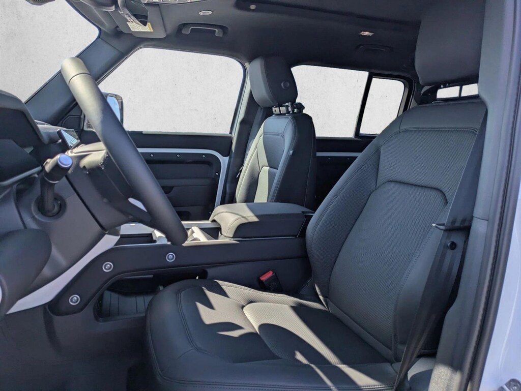 New 2026 Land Rover Defender 110 P300 S Sport Utility