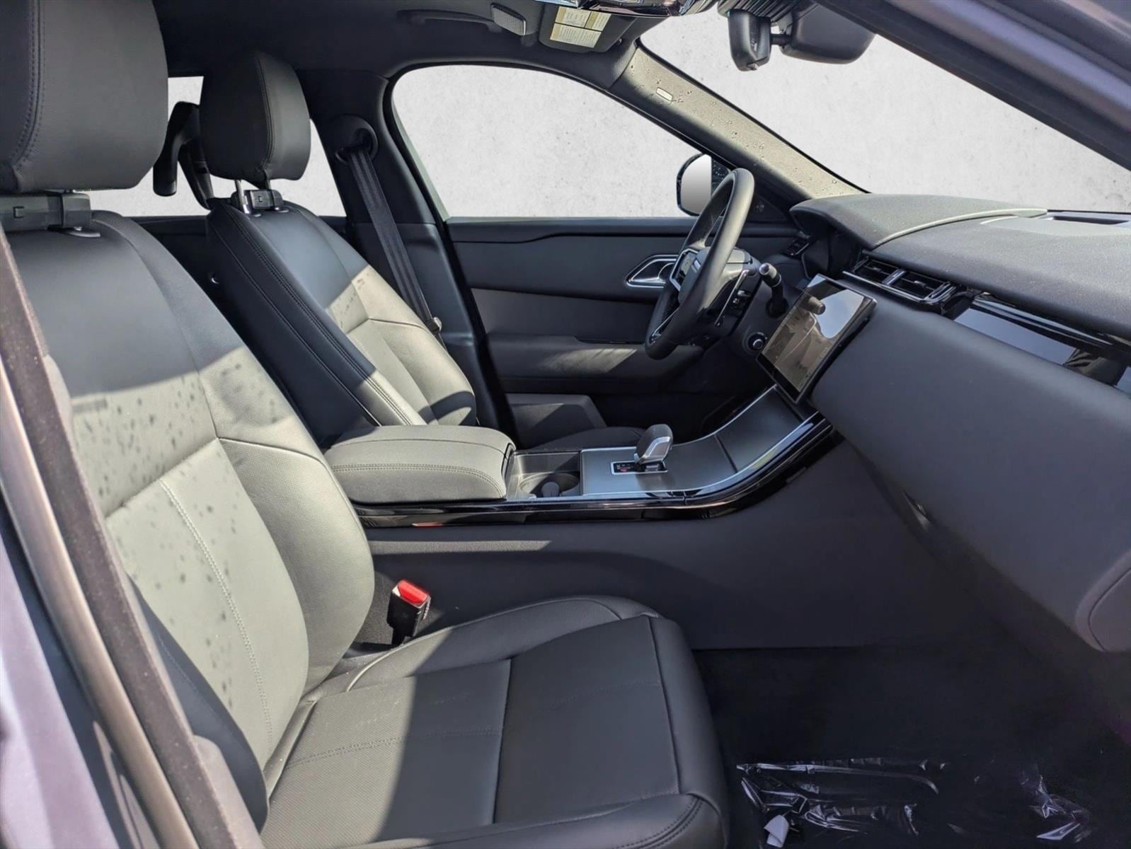 2026 Land Rover Range Rover Velar S - Photo 17