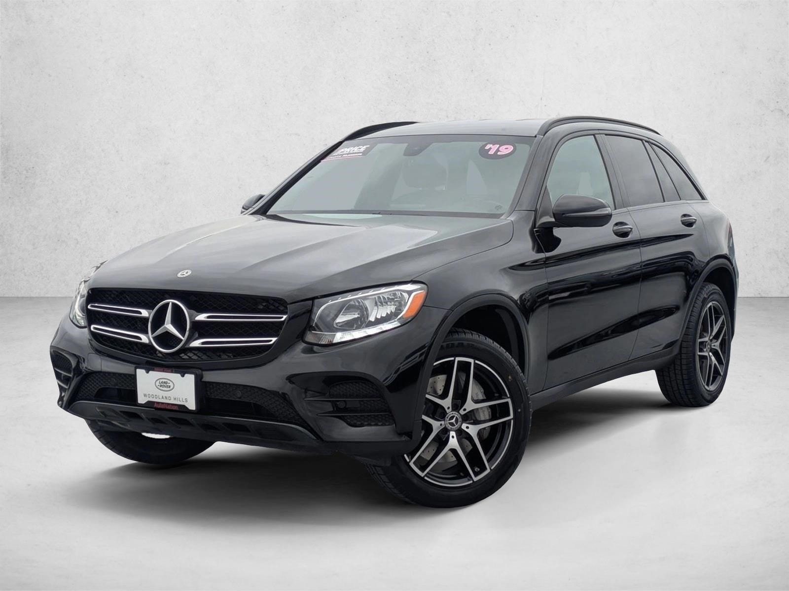 2019 Mercedes-Benz GLC GLC300's photo