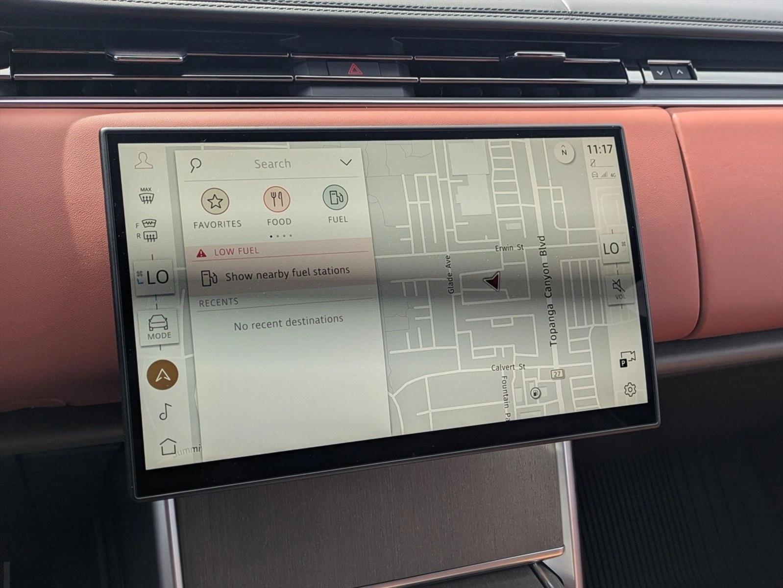 2026 Land Rover Range Rover SV - Photo 14
