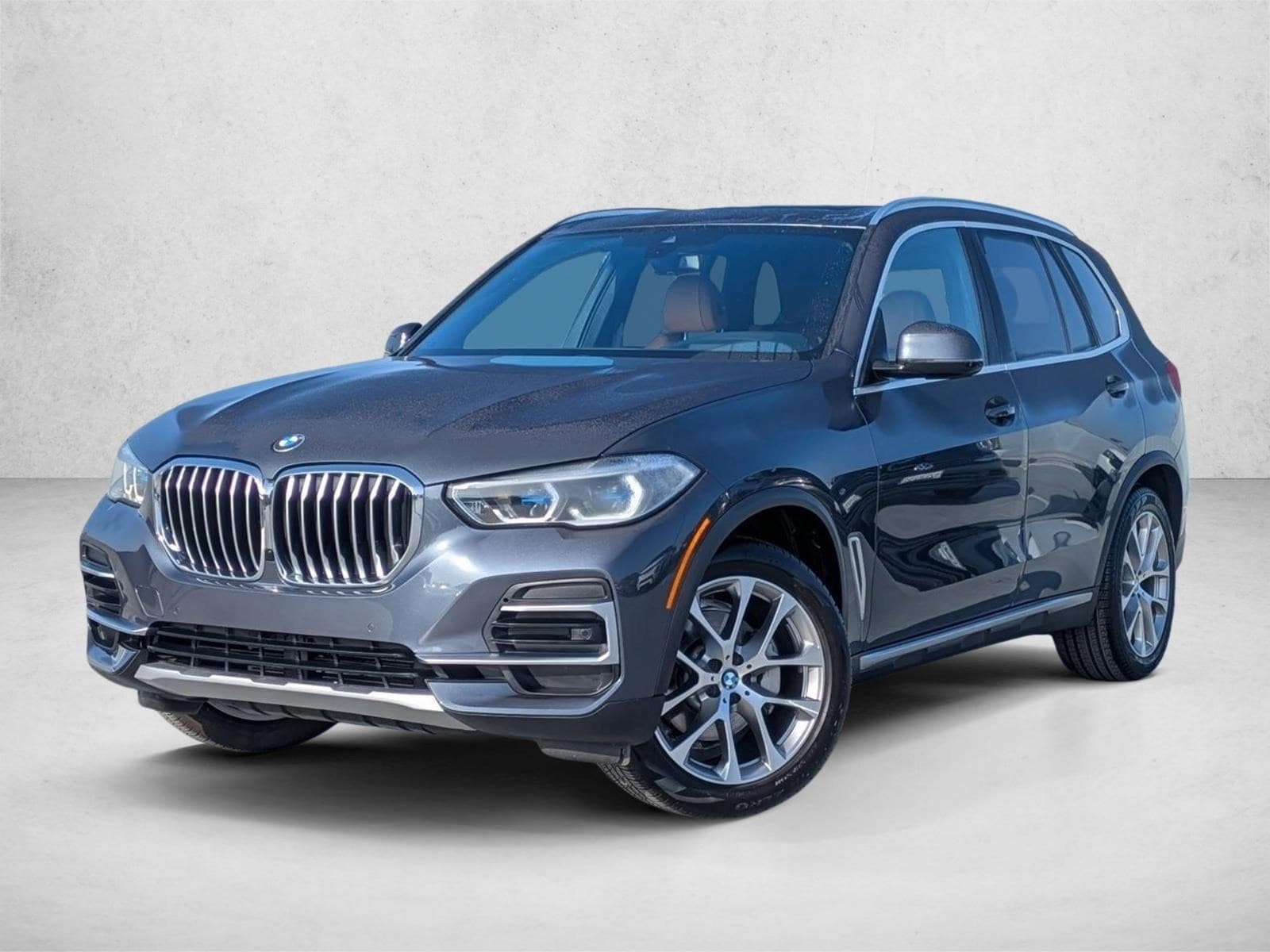 2022 BMW X5 40i's photo