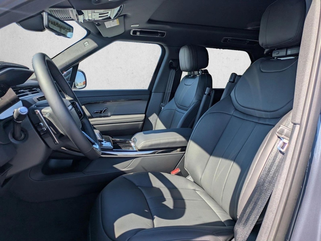 New 2025 Land Rover Range Rover Sport SE Sport Utility