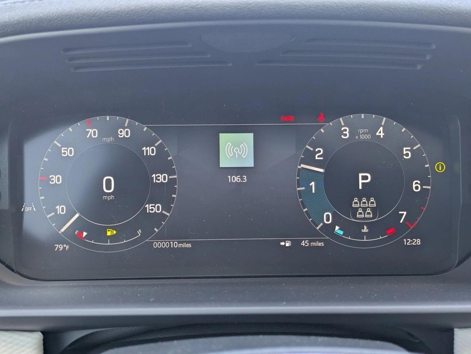 2026 Land Rover Discovery Dynamic SE - Photo 11