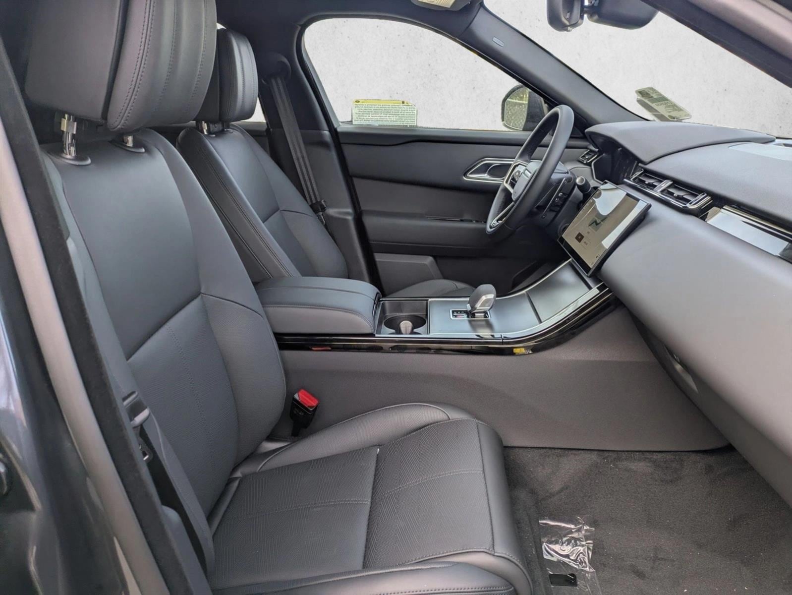 2025 Land Rover Range Rover Velar Dynamic HSE - Photo 17