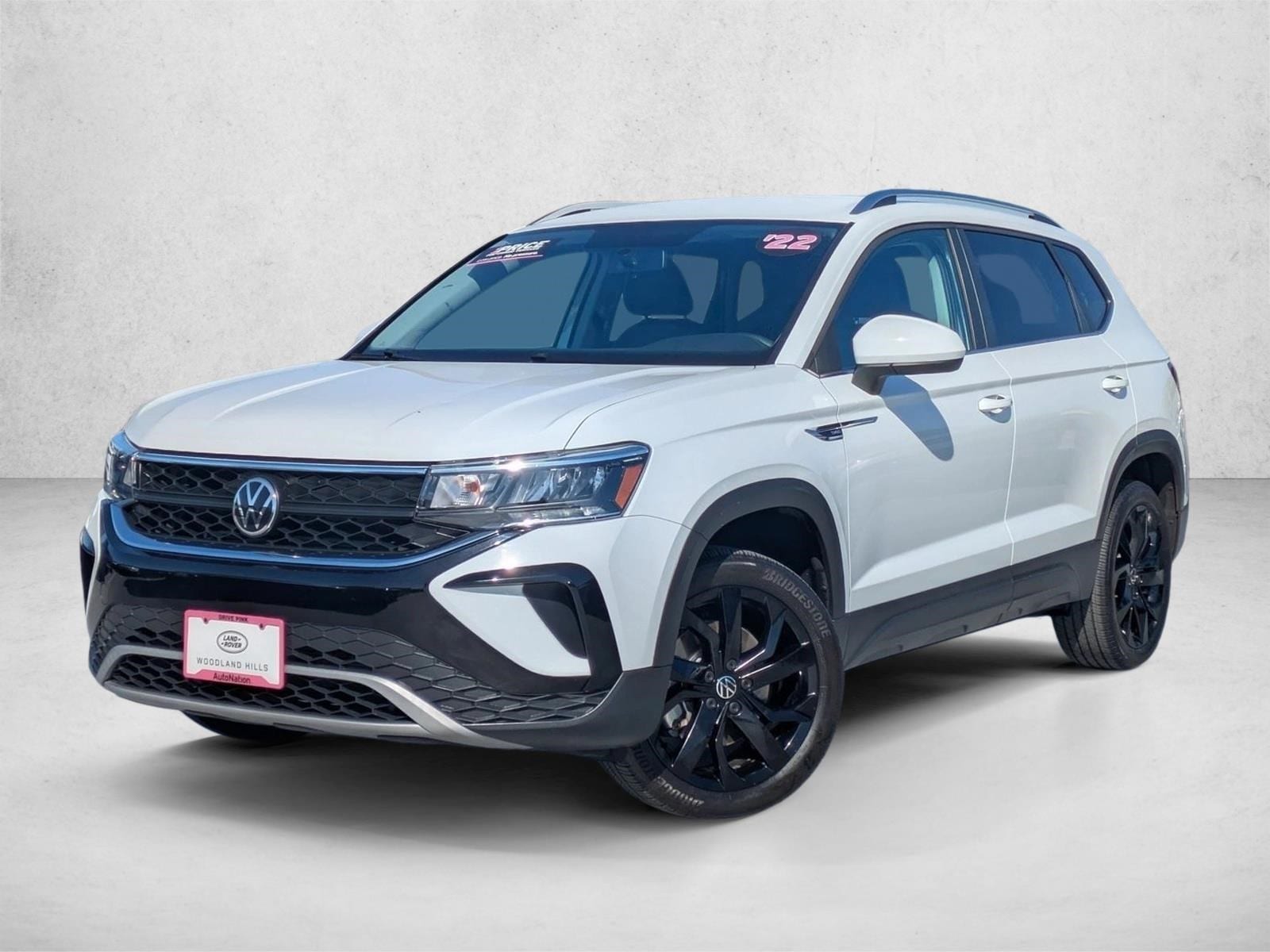 2022 Volkswagen Taos 1.5T SE's photo