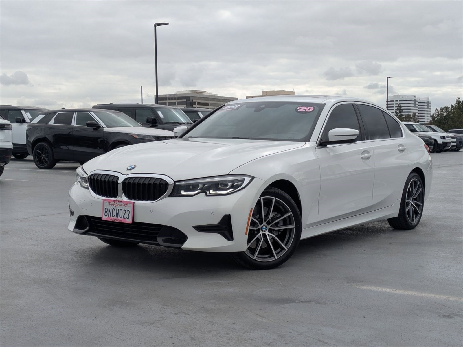 2020 BMW 3 Series 330i Sedan's photo