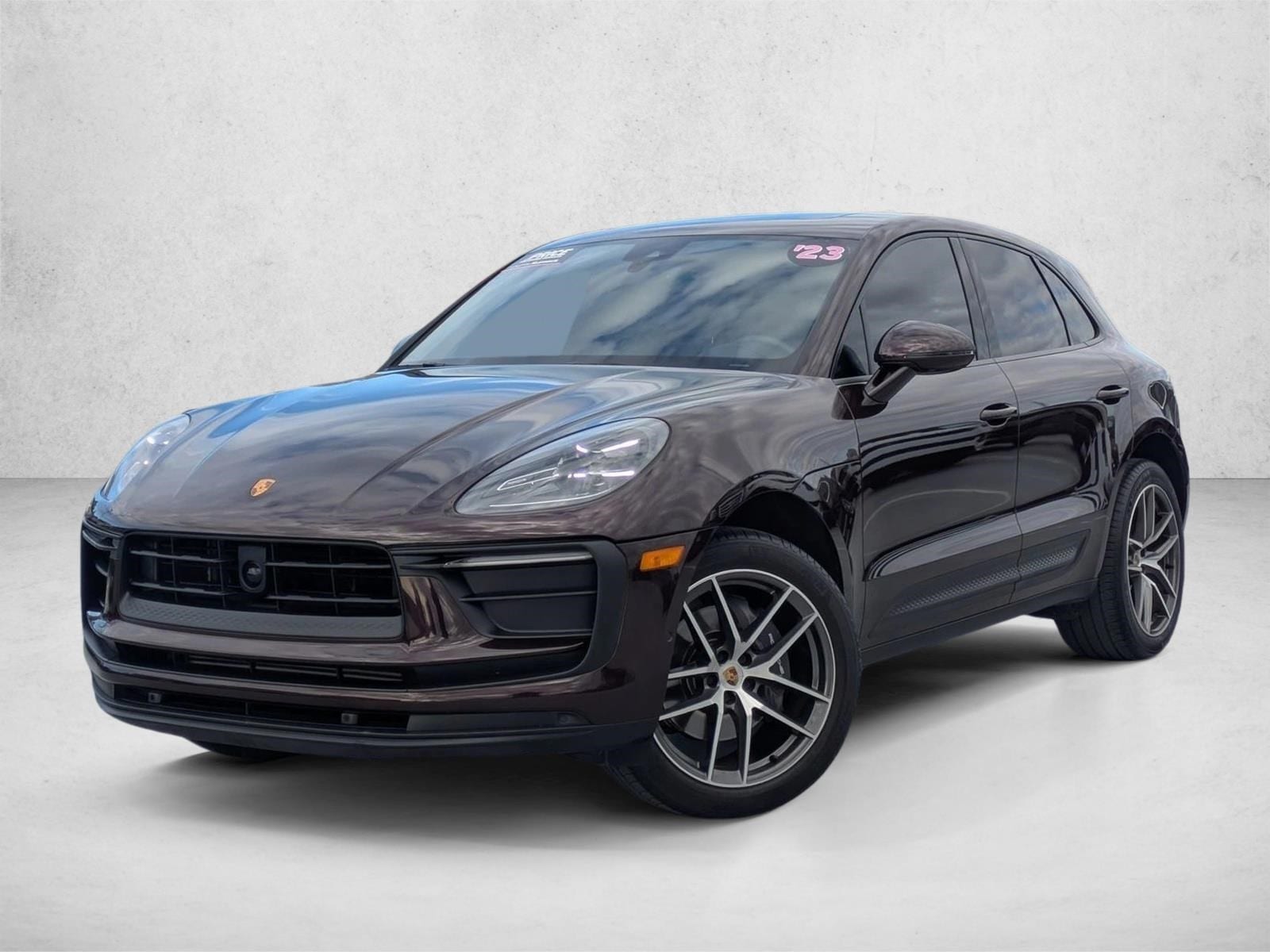 2023 Porsche Macan -'s photo