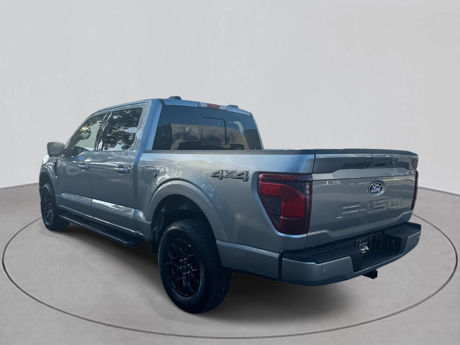 2024 Ford F-150 XLT photo 3