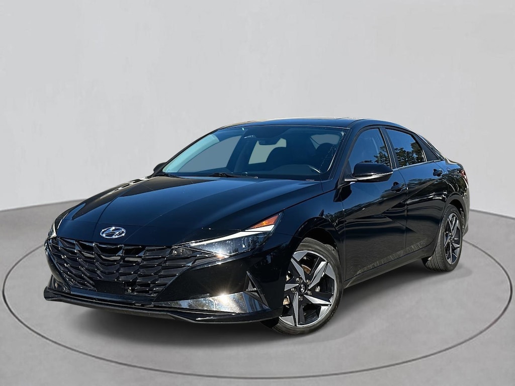 Used 2023 Hyundai Elantra Limited Sedan