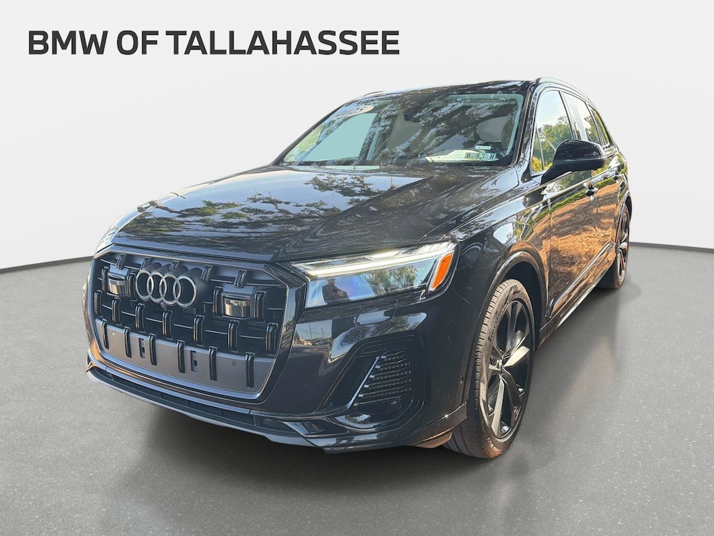 Used 2025 Audi Q7 55 Premium SUV