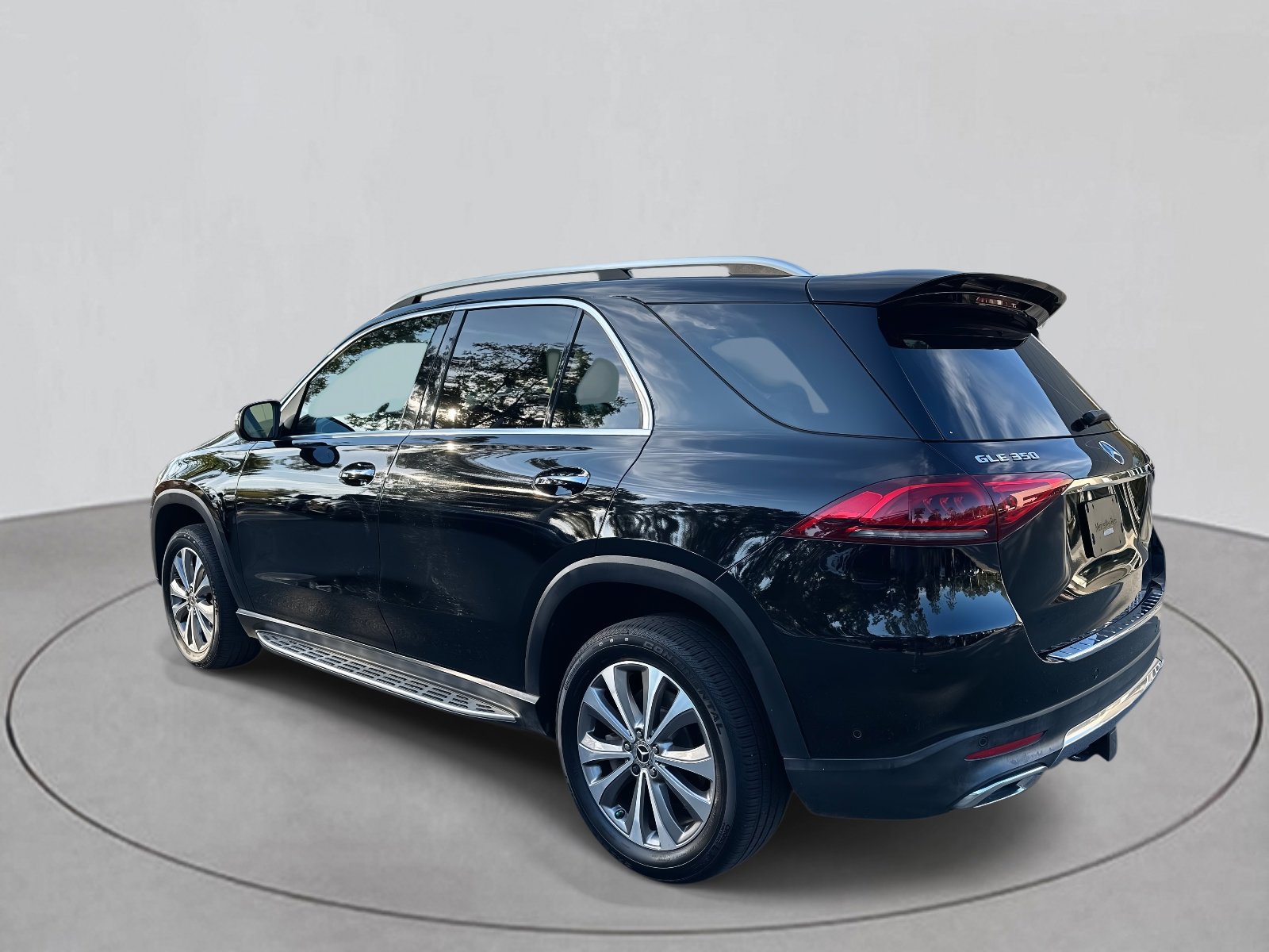 2020 Mercedes Benz GLE 350 4MATIC photo 3