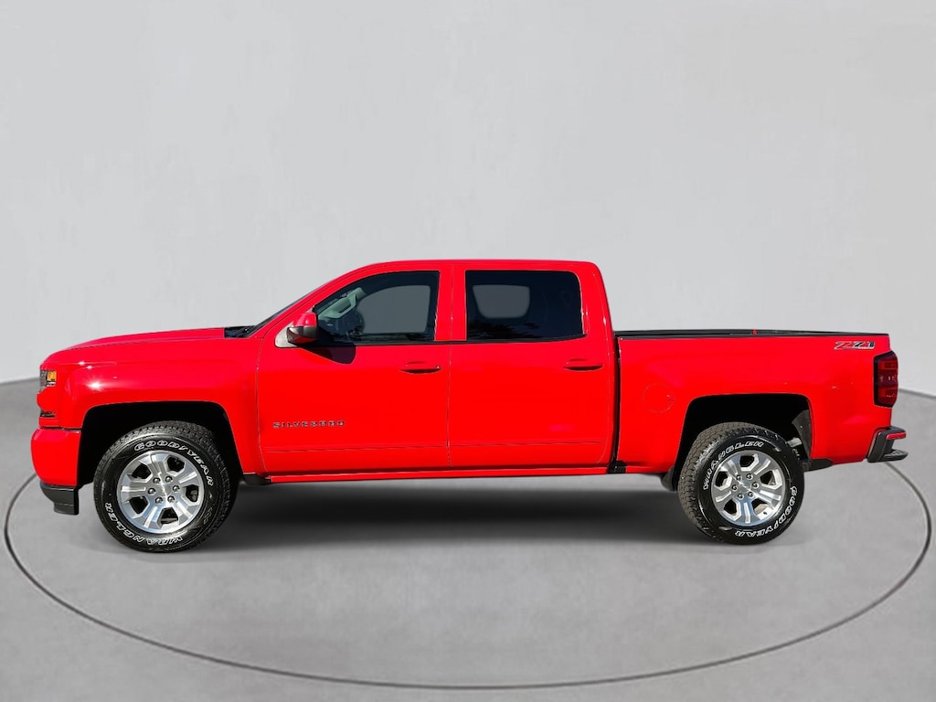Used 2017 Chevrolet Silverado 1500 LT Truck Crew Cab