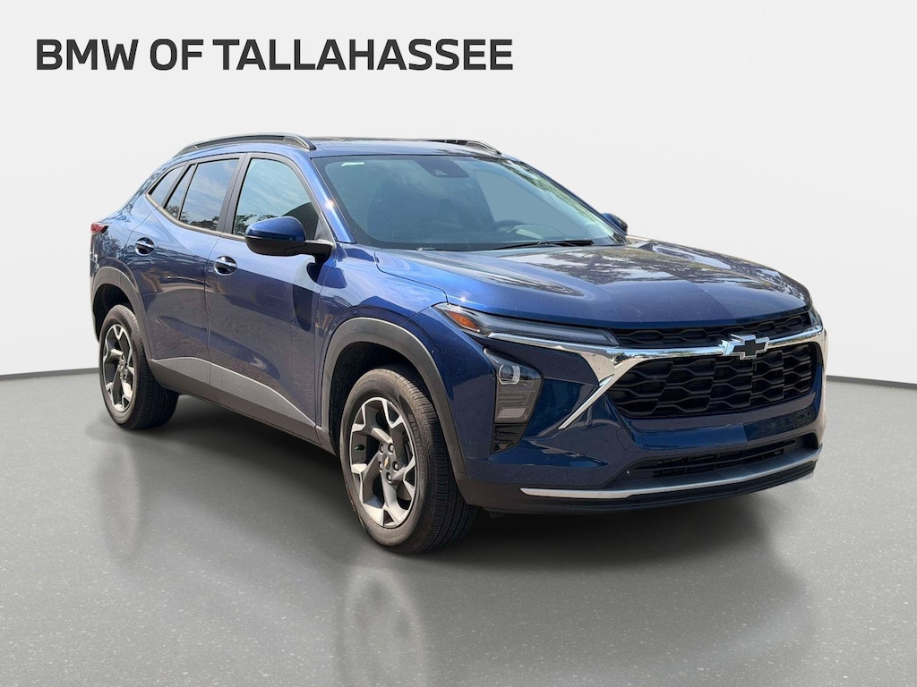 Used 2024 Chevrolet Trax LT SUV