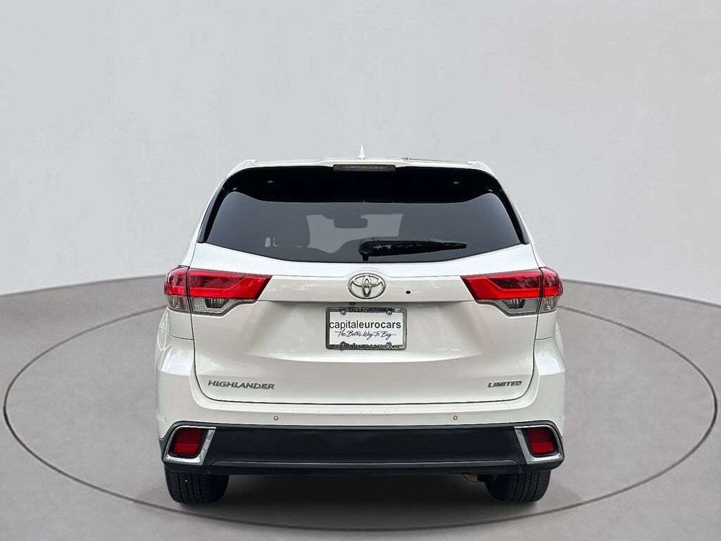 Used 2019 Toyota Highlander Limited V6 SUV