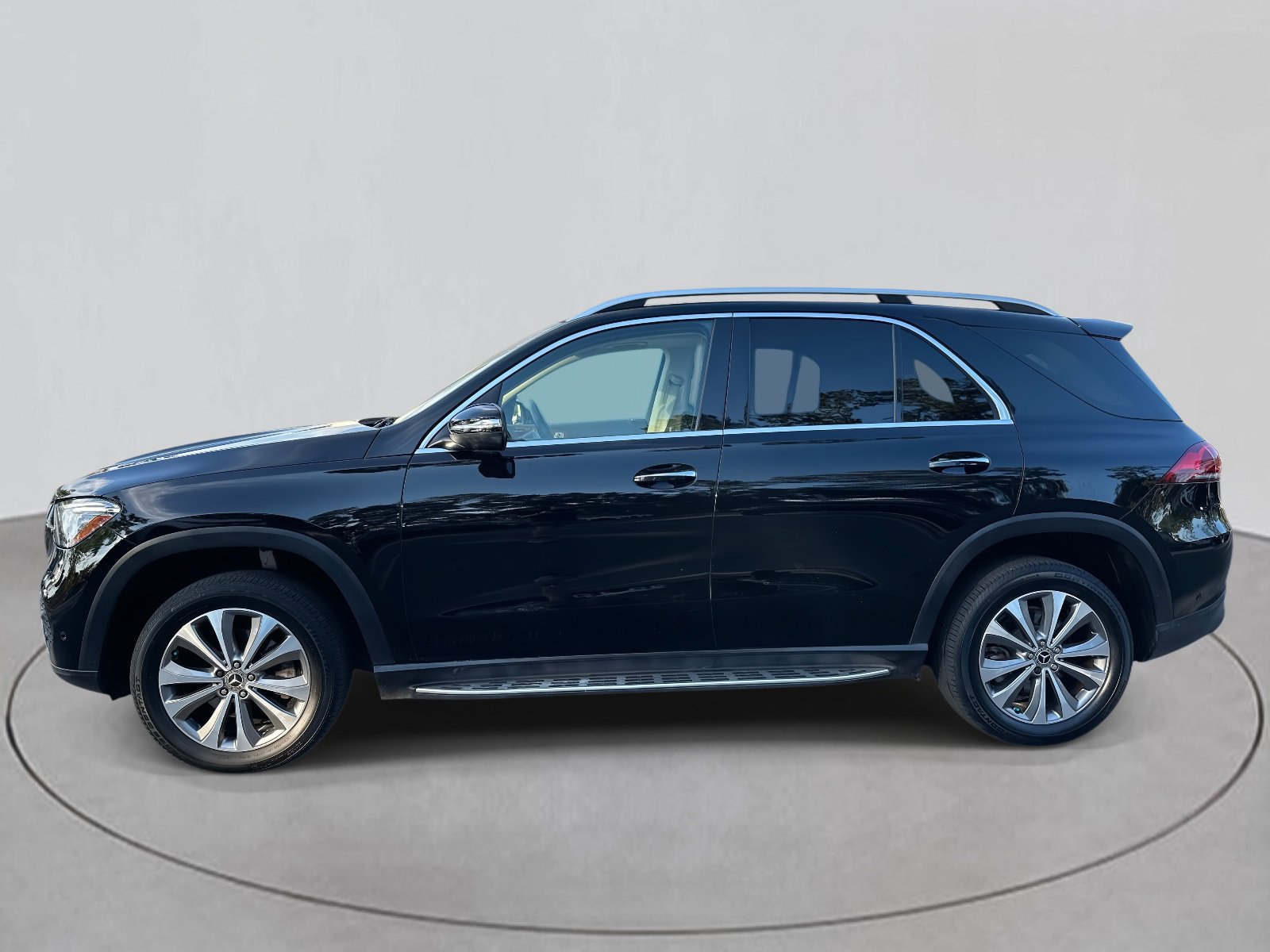 2020 Mercedes Benz GLE 350 4MATIC photo 2