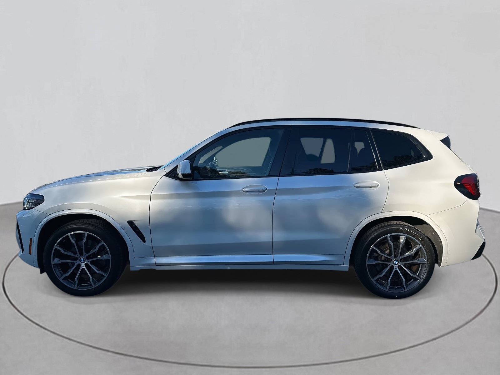 2022 Bmw X3 sDrive30i photo 2