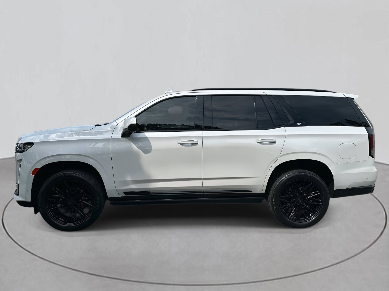 2023 Cadillac Escalade Sport Platinum photo 2