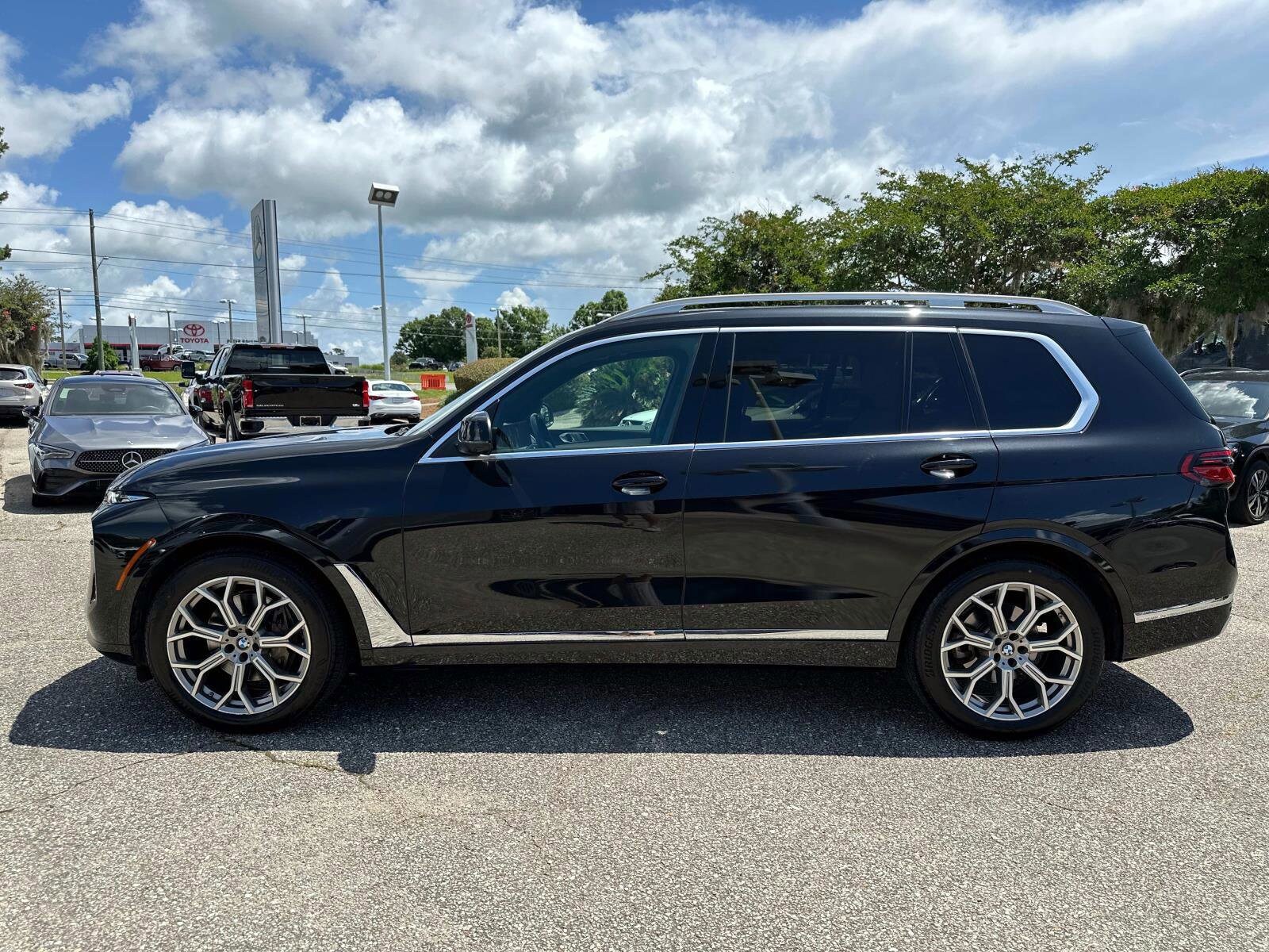 2023 Bmw X7 xDrive40i photo 2