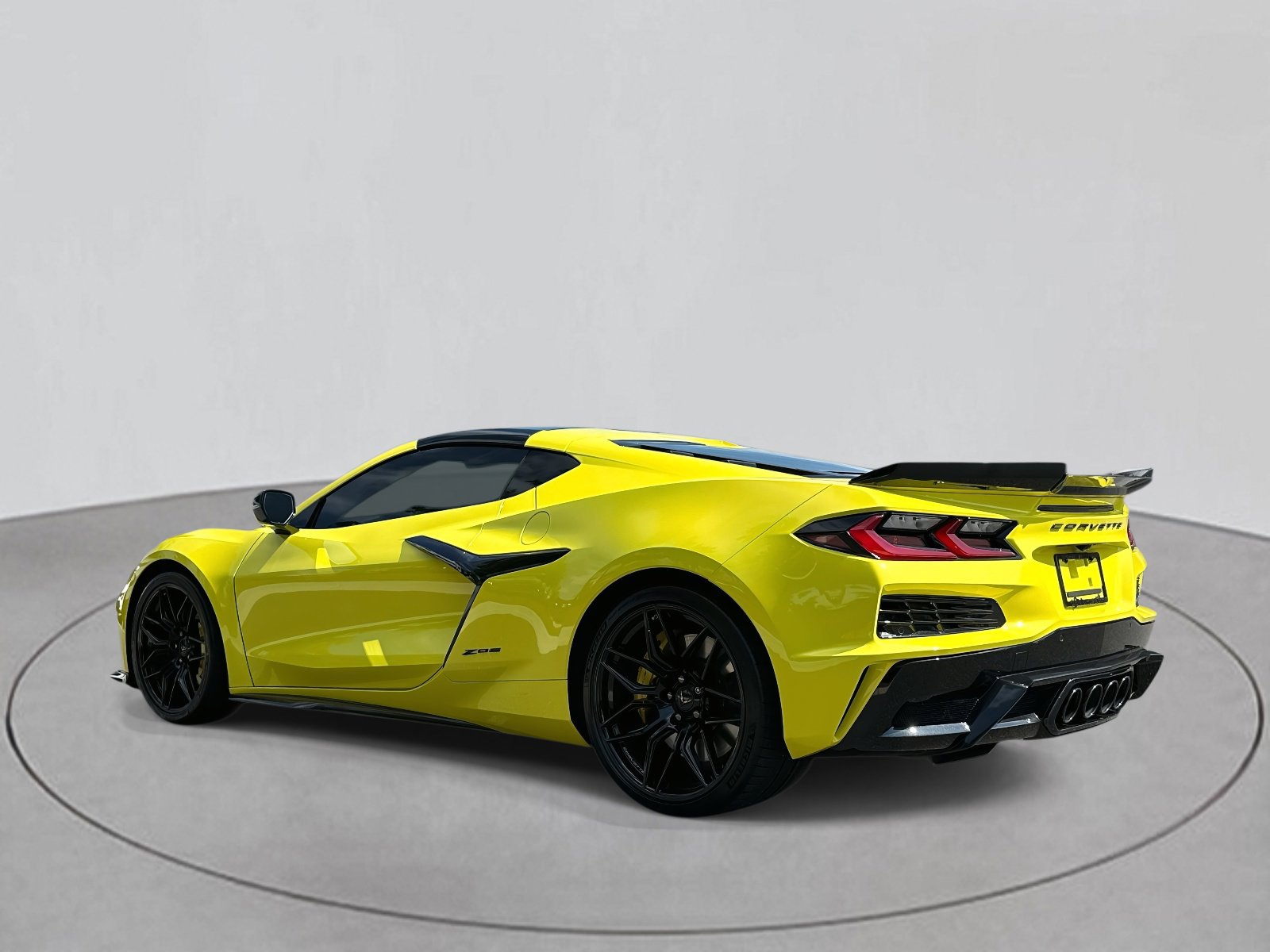 2023 Chevrolet Corvette Z06 3LZ Coupe photo 3