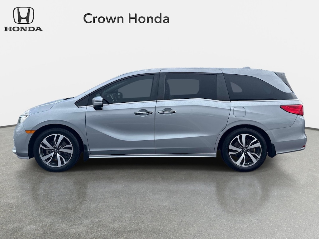 Certified 2023 Honda Odyssey Touring Van