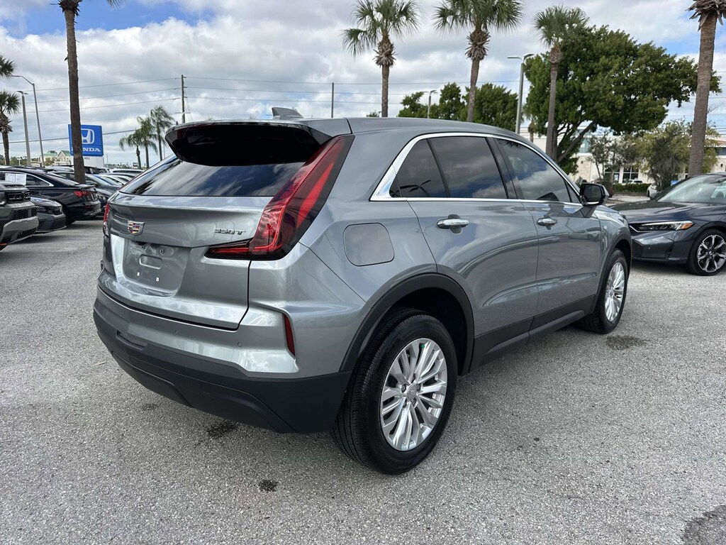 Used 2024 CADILLAC XT4 Luxury SUV
